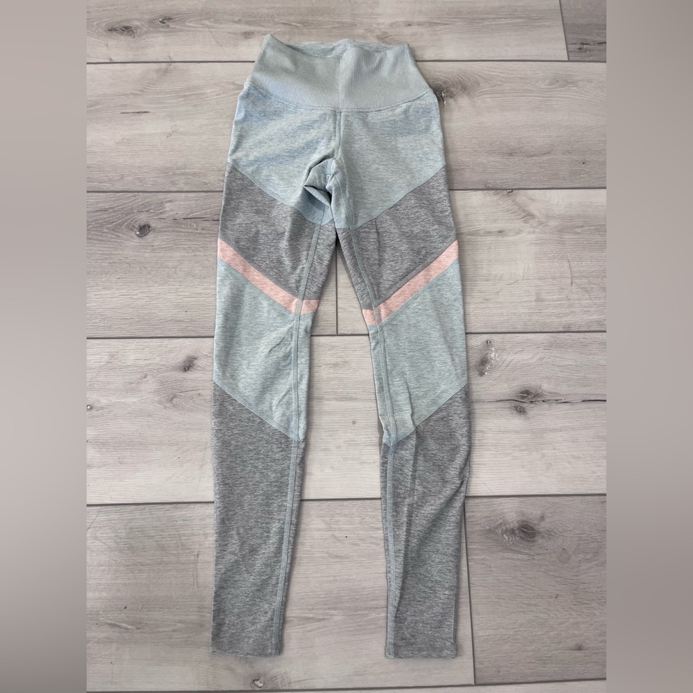 ALO Yoga Alosoft Lounge Leggings High Waisted XS NWOT